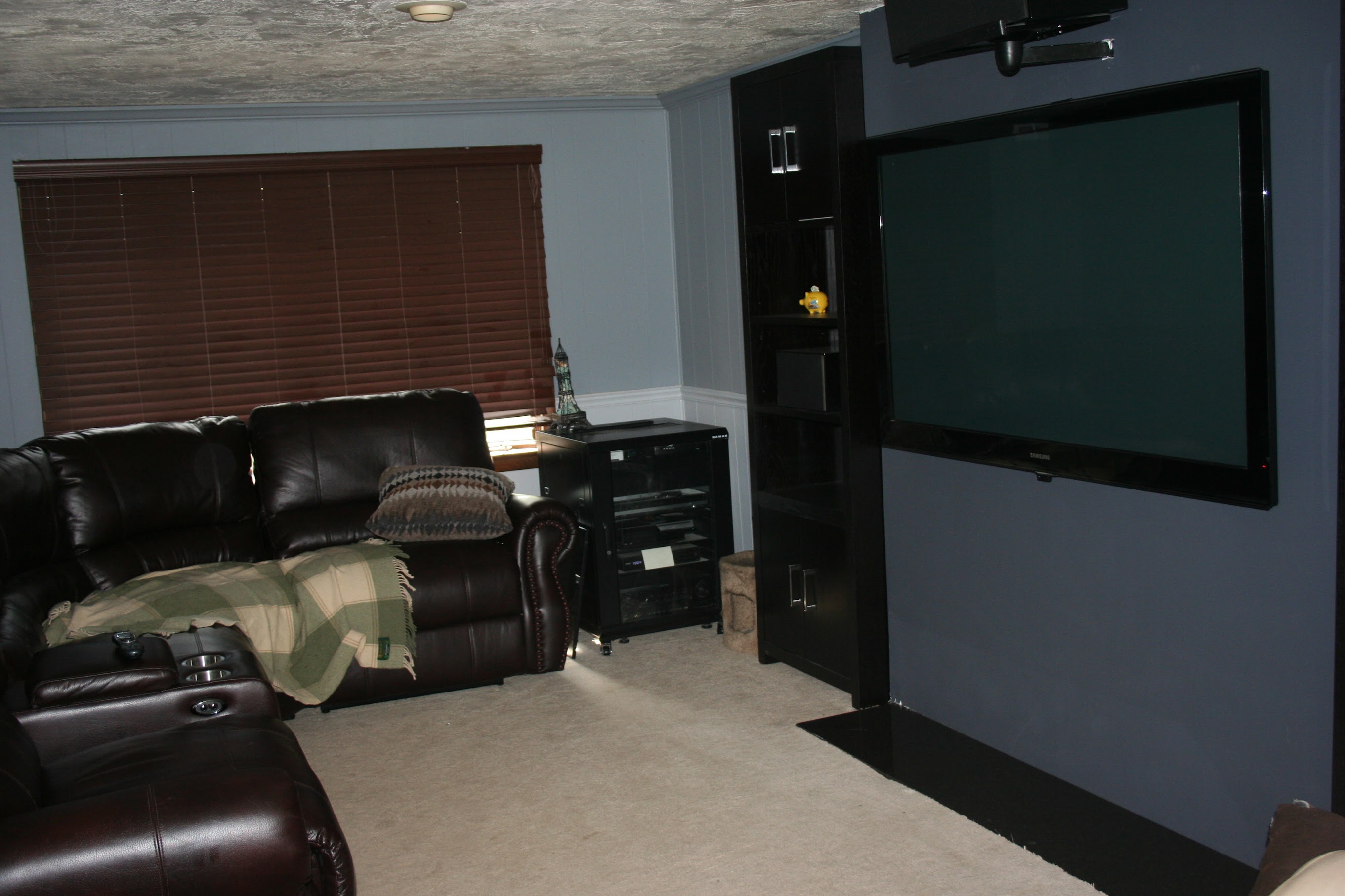 Alternate room angle, speaker on top