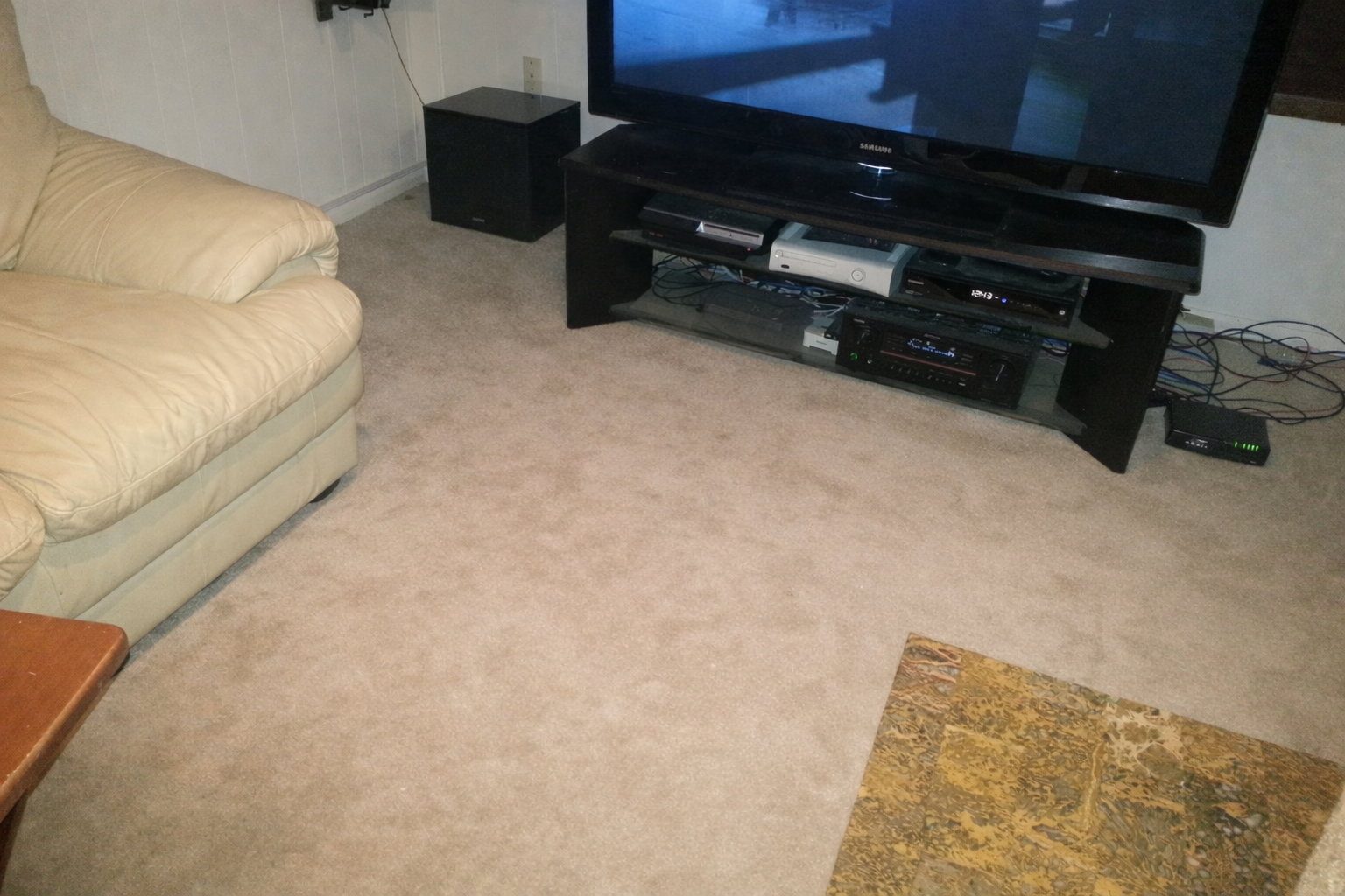 Original TV setup with wires