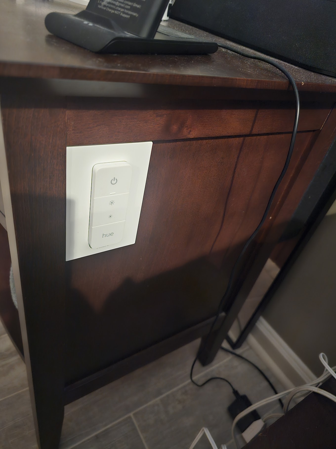 Hue 4-button wireless controller on nightstand